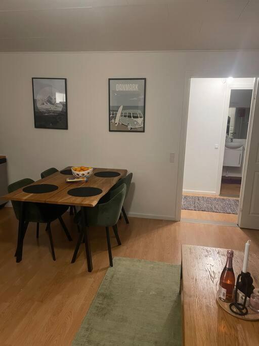 טיסווילדליי 2 Bedroom Apartment Near The Sea מראה חיצוני תמונה
